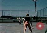 Standbild Tennis Elmendorf Air Force Base Alaska USA, 1954, aus Sekunde 4 historischem Filmmaterial Videoclip 65675034990