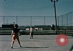 Standbild Tennis Elmendorf Air Force Base Alaska USA, 1954, aus Sekunde 11 historischem Filmmaterial Videoclip 65675034990