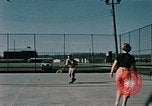 Standbild Tennis Elmendorf Air Force Base Alaska USA, 1954, aus Sekunde 19 historischem Filmmaterial Videoclip 65675034990