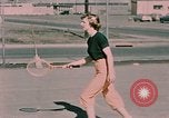 Standbild Tennis Elmendorf Air Force Base Alaska USA, 1954, aus Sekunde 37 historischem Filmmaterial Videoclip 65675034990