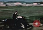 Standbild Pferderennen Palmer Alaska USA, 1953, aus Sekunde 19 historischem Filmmaterial Videoclip 65675034992
