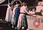 Image Alaskan femmes Palmer Alaska USA, 1953, de la seconde 18 séquences d'archives historiques vidéo 65675034998
