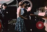 Image Alaskan femmes Palmer Alaska USA, 1953, de la seconde 38 séquences d'archives historiques vidéo 65675034998