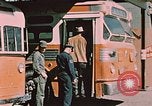 Standbild Alaskan Menschen Anchorage Alaska USA, 1954, aus Sekunde 32 historischem Filmmaterial Videoclip 65675035002