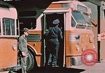Standbild Alaskan Menschen Anchorage Alaska USA, 1954, aus Sekunde 39 historischem Filmmaterial Videoclip 65675035002