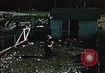Immagine di Uomo in Alaska Matanuska Valley Alaska USA, 1953, secondo 29 filmato di repertorio 65675035004