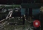 Immagine di Uomo in Alaska Matanuska Valley Alaska USA, 1953, secondo 36 filmato di repertorio 65675035004