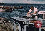 Standbild Lake Louise Fischerei Camp Lake Louise Alaska USA, 1954, aus Sekunde 35 historischem Filmmaterial Videoclip 65675035022