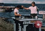 Standbild Lake Louise Fischerei Camp Lake Louise Alaska USA, 1954, aus Sekunde 41 historischem Filmmaterial Videoclip 65675035022