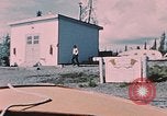 Standbild Lake Louise Fischerei Camp Lake Louise Alaska USA, 1954, aus Sekunde 52 historischem Filmmaterial Videoclip 65675035022