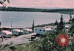 Standbild Lake Louise Fischerei Camp Lake Louise Alaska USA, 1954, aus Sekunde 62 historischem Filmmaterial Videoclip 65675035022