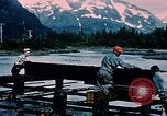 Image les travailleurs Portage Alaska USA, 1954, de la seconde 10 séquences d'archives historiques vidéo 65675035023