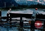 Image les travailleurs Portage Alaska USA, 1954, de la seconde 15 séquences d'archives historiques vidéo 65675035023