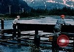 Image les travailleurs Portage Alaska USA, 1954, de la seconde 16 séquences d'archives historiques vidéo 65675035023