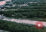 Standbild Luftaufnahmen von Nenana und Umgebung Alaska Nenana Alaska USA, 1954, aus Sekunde 5 historischem Filmmaterial Videoclip 65675035024