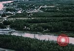 Standbild Luftaufnahmen von Nenana und Umgebung Alaska Nenana Alaska USA, 1954, aus Sekunde 23 historischem Filmmaterial Videoclip 65675035024