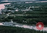 Standbild Luftaufnahmen von Nenana und Umgebung Alaska Nenana Alaska USA, 1954, aus Sekunde 24 historischem Filmmaterial Videoclip 65675035024