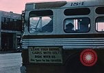 Standbild stadtbus anchorage Anchorage Alaska USA, 1954, aus Sekunde 5 historischem Filmmaterial Videoclip 65675035026