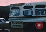 Standbild stadtbus anchorage Anchorage Alaska USA, 1954, aus Sekunde 7 historischem Filmmaterial Videoclip 65675035026