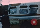 Standbild stadtbus anchorage Anchorage Alaska USA, 1954, aus Sekunde 8 historischem Filmmaterial Videoclip 65675035026