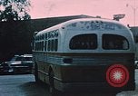 Standbild stadtbus anchorage Anchorage Alaska USA, 1954, aus Sekunde 16 historischem Filmmaterial Videoclip 65675035026