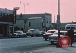 Standbild stadtbus anchorage Anchorage Alaska USA, 1954, aus Sekunde 24 historischem Filmmaterial Videoclip 65675035026