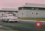 Standbild stadtbus anchorage Anchorage Alaska USA, 1954, aus Sekunde 37 historischem Filmmaterial Videoclip 65675035026