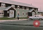 Standbild stadtbus anchorage Anchorage Alaska USA, 1954, aus Sekunde 48 historischem Filmmaterial Videoclip 65675035026
