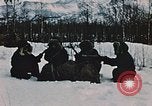 Standbild 105mm Howitzer Alaska Camp Denali USA, 1955, aus Sekunde 40 historischem Filmmaterial Videoclip 65675035032