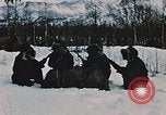 Standbild 105mm Howitzer Alaska Camp Denali USA, 1955, aus Sekunde 42 historischem Filmmaterial Videoclip 65675035032