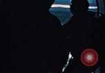Standbild 105mm Howitzer Alaska Camp Denali USA, 1955, aus Sekunde 60 historischem Filmmaterial Videoclip 65675035032