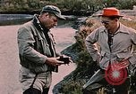 Immagine di Gioco operaio Kodiak Alaska USA, 1953, secondo 9 filmato di repertorio 65675035058