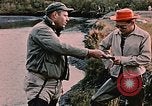 Immagine di Gioco operaio Kodiak Alaska USA, 1953, secondo 11 filmato di repertorio 65675035058