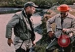 Immagine di Gioco operaio Kodiak Alaska USA, 1953, secondo 12 filmato di repertorio 65675035058