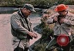 Immagine di Gioco operaio Kodiak Alaska USA, 1953, secondo 23 filmato di repertorio 65675035058