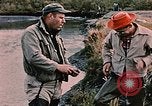 Immagine di Gioco operaio Kodiak Alaska USA, 1953, secondo 24 filmato di repertorio 65675035058