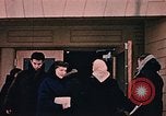 Standbild Alaskan Menschen Fairbanks Alaska USA, 1954, aus Sekunde 17 historischem Filmmaterial Videoclip 65675035062