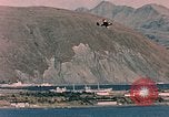 Immagine di Womens Bay Kodiak Alaska USA, 1953, secondo 39 filmato di repertorio 65675035070