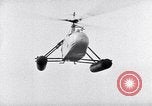 Image VS-300 Helicopter United States USA, 1943, de la seconde 17 séquences d'archives historiques vidéo 65675035076