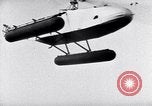 Image VS-300 Helicopter United States USA, 1943, de la seconde 19 séquences d'archives historiques vidéo 65675035076
