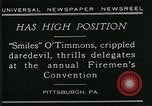 Standbild behinderte Taucher "Miles O' Timmons Pittsburgh Pennsylvania USA, 1929, aus Sekunde 11 historischem Filmmaterial Videoclip 65675035085