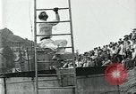 Standbild behinderte Taucher "Miles O' Timmons Pittsburgh Pennsylvania USA, 1929, aus Sekunde 18 historischem Filmmaterial Videoclip 65675035085