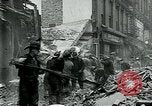 Standbild New York City Gebäude zUSAmmenbricht New York City USA, 1929, aus Sekunde 30 historischem Filmmaterial Videoclip 65675035086