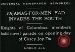 Image Hommes vêtus d'un pyjama mars dans Casey Joy Da parade Mobile Alabama USA, 1929, de la seconde 4 séquences d'archives historiques vidéo 65675035087