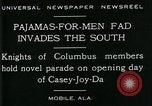 Image Hommes vêtus d'un pyjama mars dans Casey Joy Da parade Mobile Alabama USA, 1929, de la seconde 5 séquences d'archives historiques vidéo 65675035087