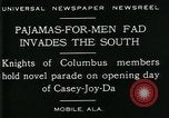 Image Hommes vêtus d'un pyjama mars dans Casey Joy Da parade Mobile Alabama USA, 1929, de la seconde 8 séquences d'archives historiques vidéo 65675035087