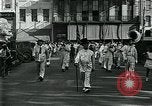 Image Hommes vêtus d'un pyjama mars dans Casey Joy Da parade Mobile Alabama USA, 1929, de la seconde 17 séquences d'archives historiques vidéo 65675035087