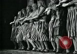 Image Collège de garçons habillés en filles New York City USA, 1930, de la seconde 40 séquences d'archives historiques vidéo 65675035092