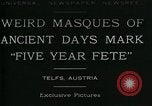 Immagine di Masques Telfs Austria, 1930, secondo 4 filmato di repertorio 65675035095