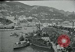 Image mer Bataille de fleurs Villefranche France, 1930, de la seconde 12 séquences d'archives historiques vidéo 65675035097